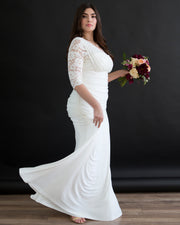 Elegant Aisle Wedding Gown