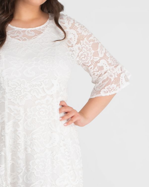 Livi Lace Dress in Pearl