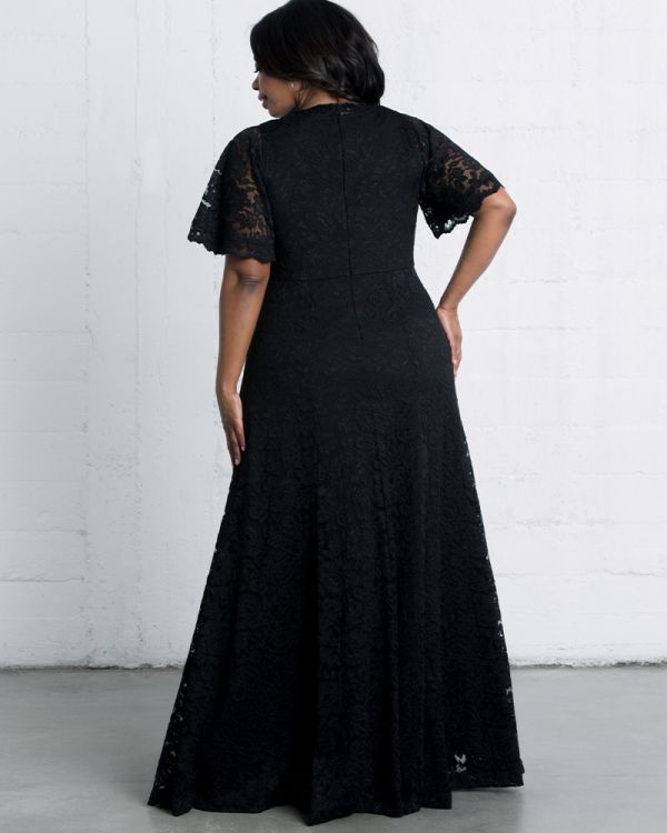 Symphony Lace Evening Gown in Onyx