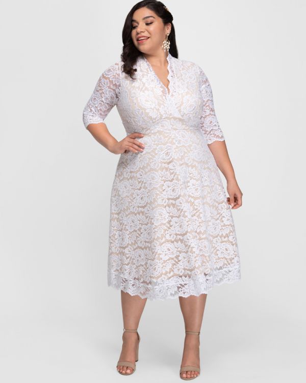 Bella Lace Dress in White Lace and Champayne Lining