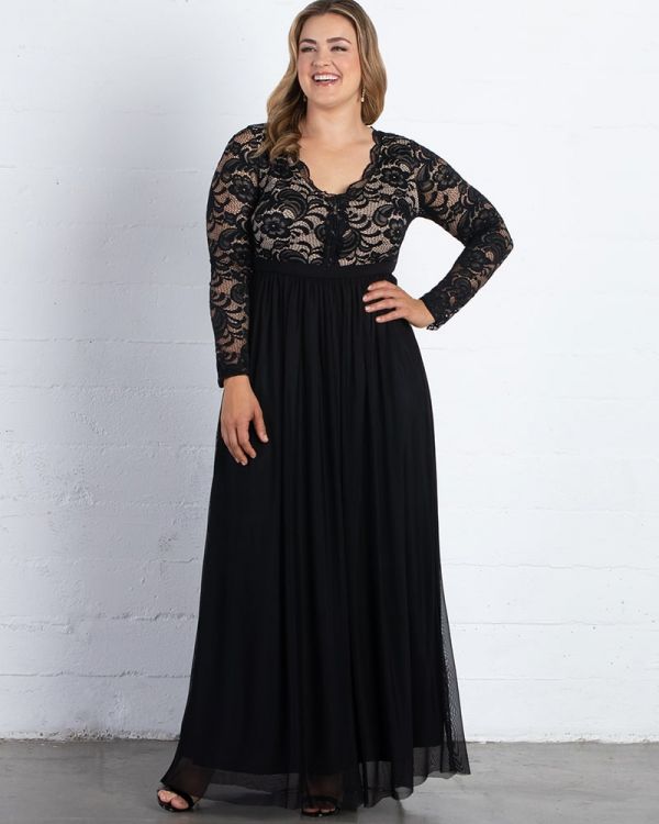 Jasmine Lace Evening Gown in Onyx