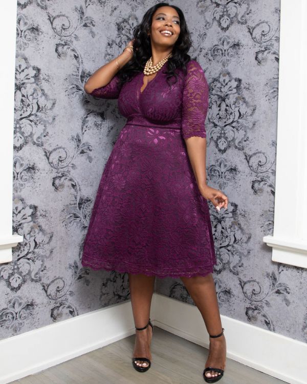 Mademoiselle Lace Dress in Berry Bliss