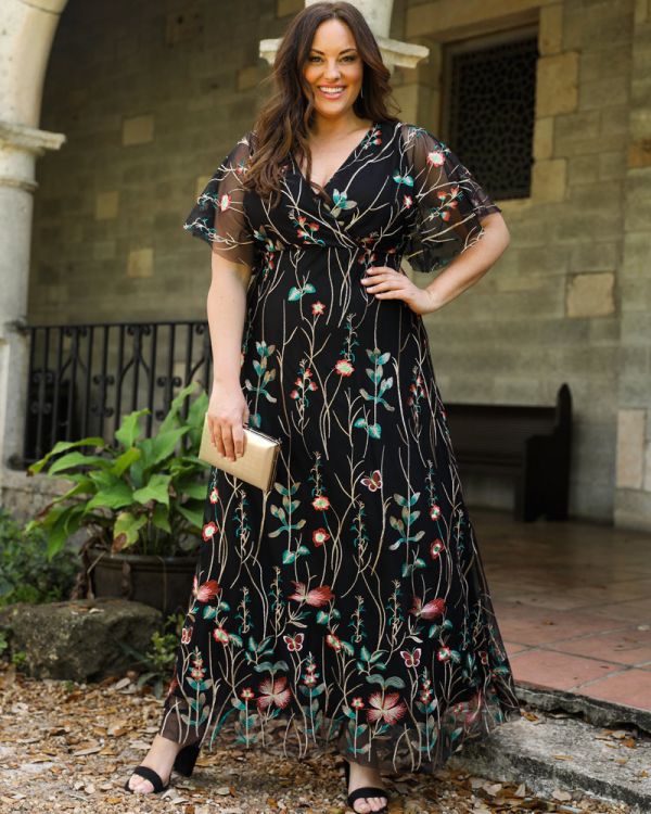 Embroidered Elegance Evening Gown in Onyx