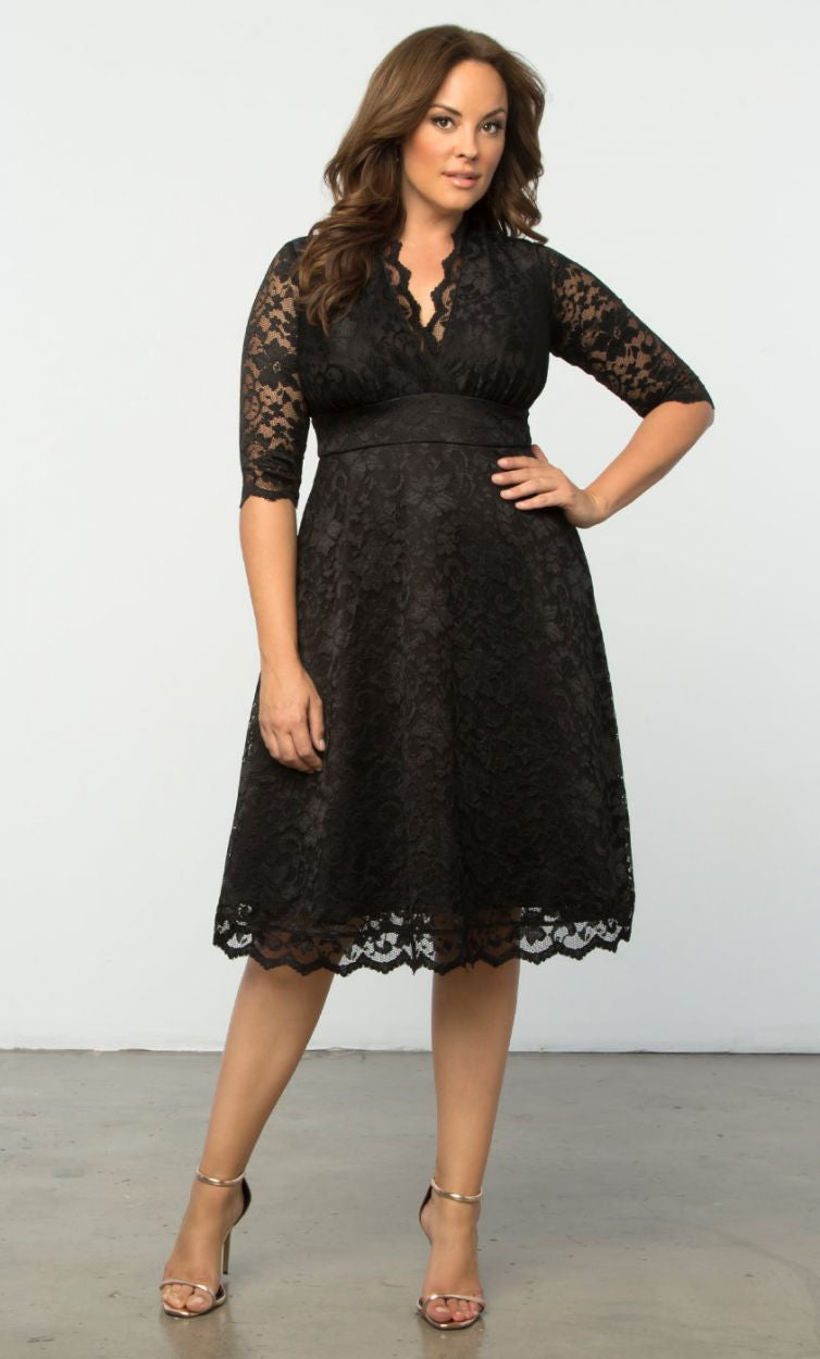 Mademoiselle Lace Dress in Onyx