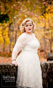 Aurora Lace Wedding Dress in Ivory